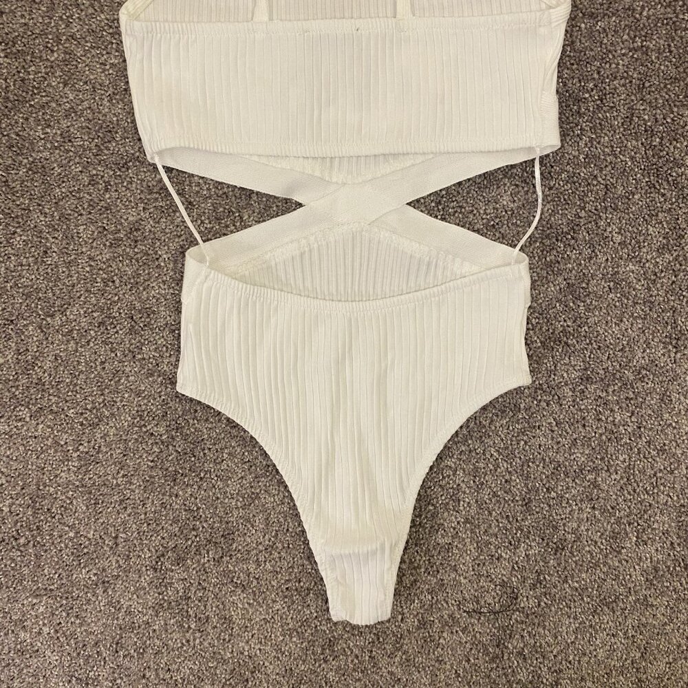 Zara Ribbed Cotton Blend Cut Out Bodysuit Women’s White Size S - Small - NWT - Picture 9 of 16